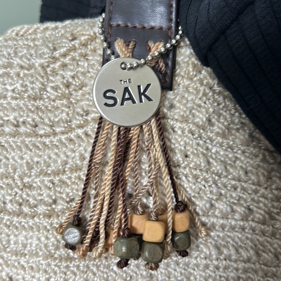 The Sak shoulder tote boho fringe wooden beads zip closure charm cleaned but….. - Picture 7 of 14